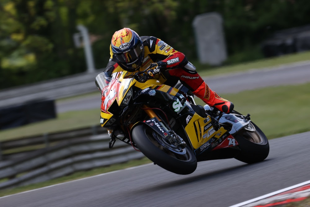 Round 01 Oulton ParkBritish Superbike Championship3-4-5 May 2025