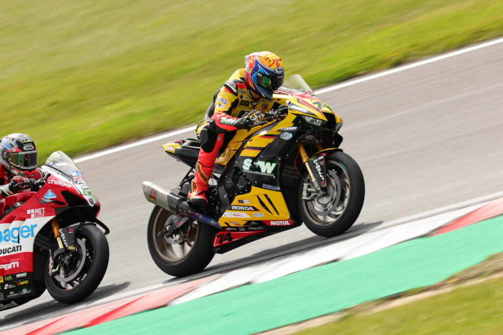 Round 06 British Superbike Championship

Brands Hatch

19-20-21 July 2024