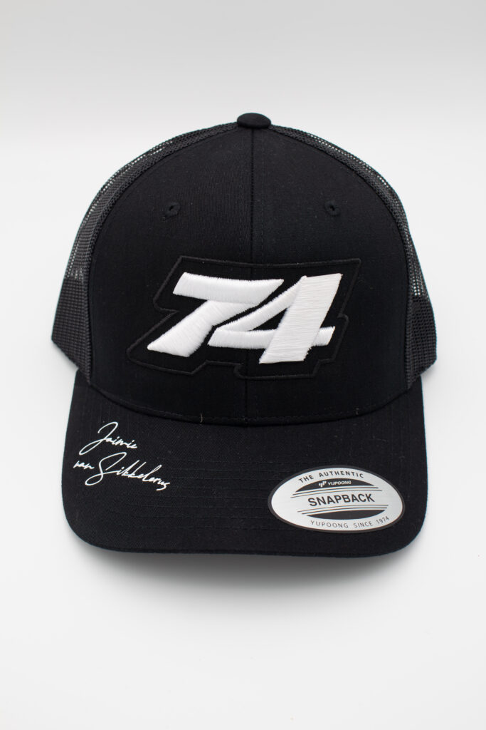 3D 74 Truckercap White