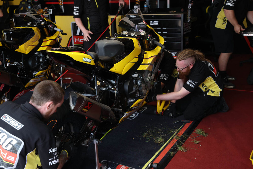 British Superbikes Championship

Round 03 Donington Park

17-18-19 May 2024