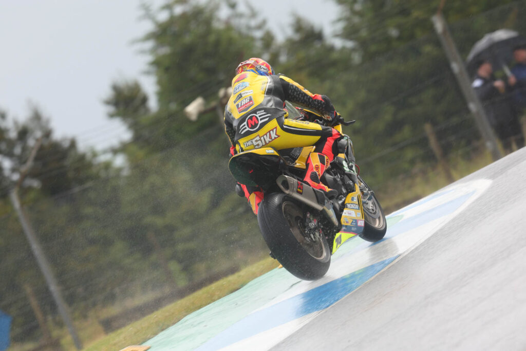 British Superbike Championship 2024

Round 04 Knockhill

14-15-16 June 2024