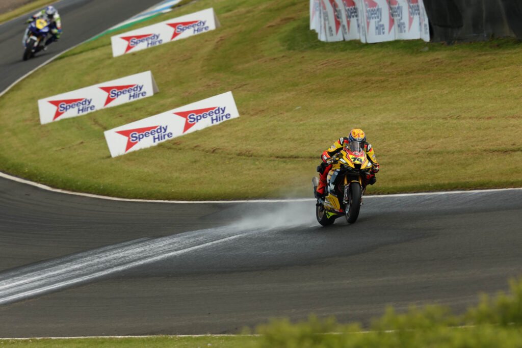 British Superbike Championship 2024

Round 04 Knockhill

14-15-16 June 2024